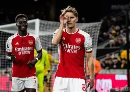 阿森纳英超击败埃弗顿厄德高远射得手的简单介绍